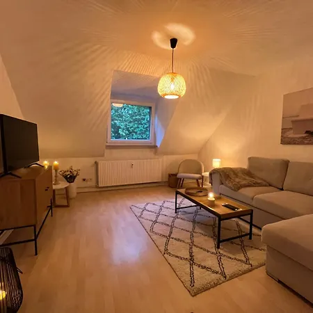 Apartment 50qm Dachgeschoss Zentral In Ehrenfeld *